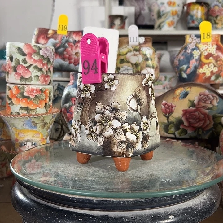 骑***笑满38包邮 景德镇幸运花盆