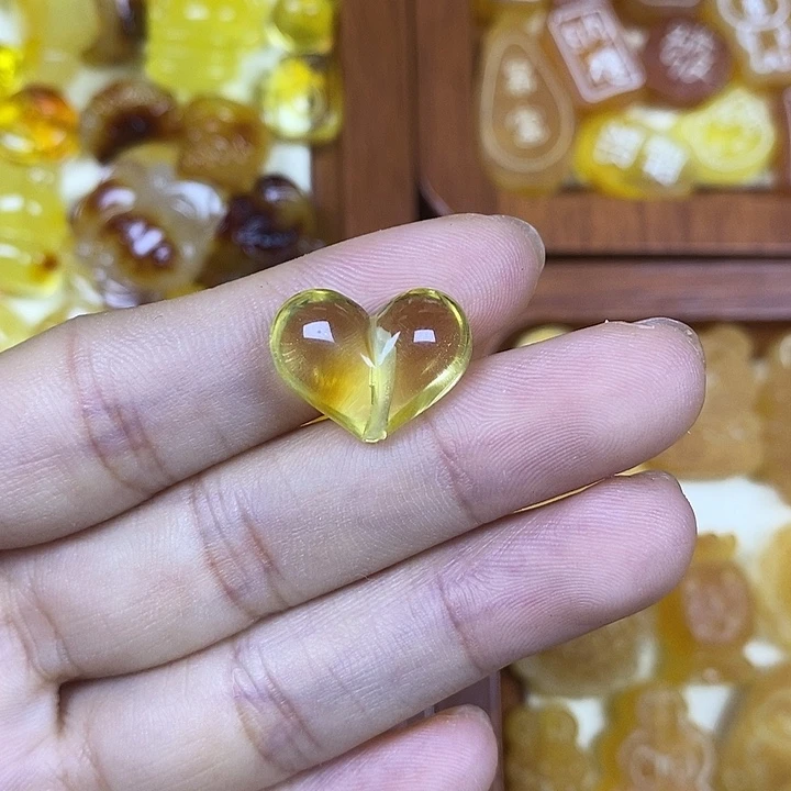 吊坠橄榄核屁桃73