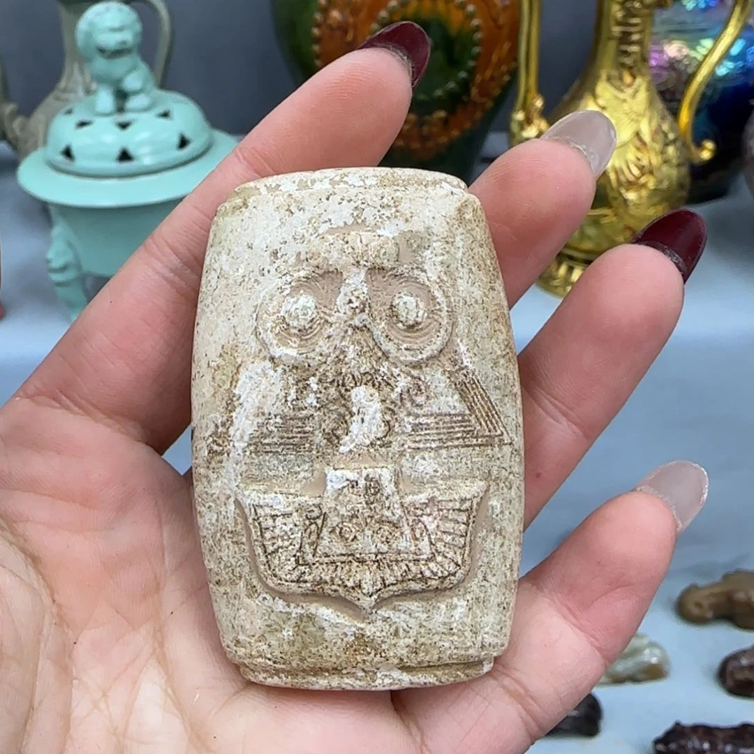 未镶嵌和田玉（糖玉）挂件