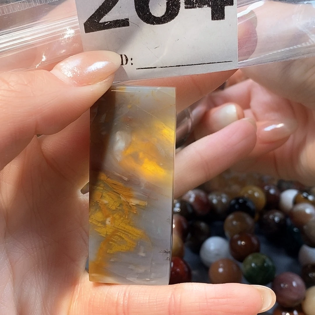 未镶嵌天然北票硅化玉吊坠硅化玉