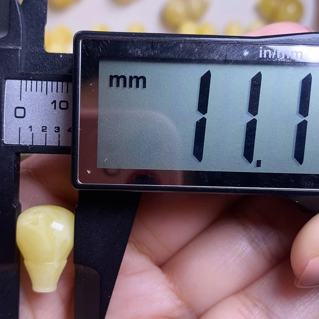 裸石琥珀未镶嵌蜜蜡三通