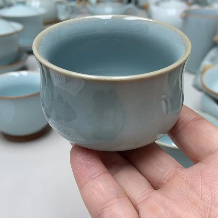 瓷微瑕支钉元宝杯无礼盒