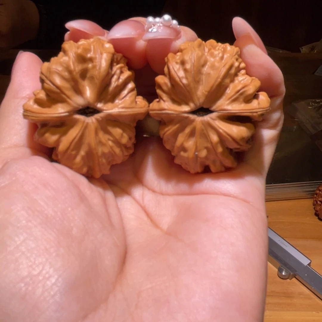 Z****文玩核桃把件35a赤龙鸡心