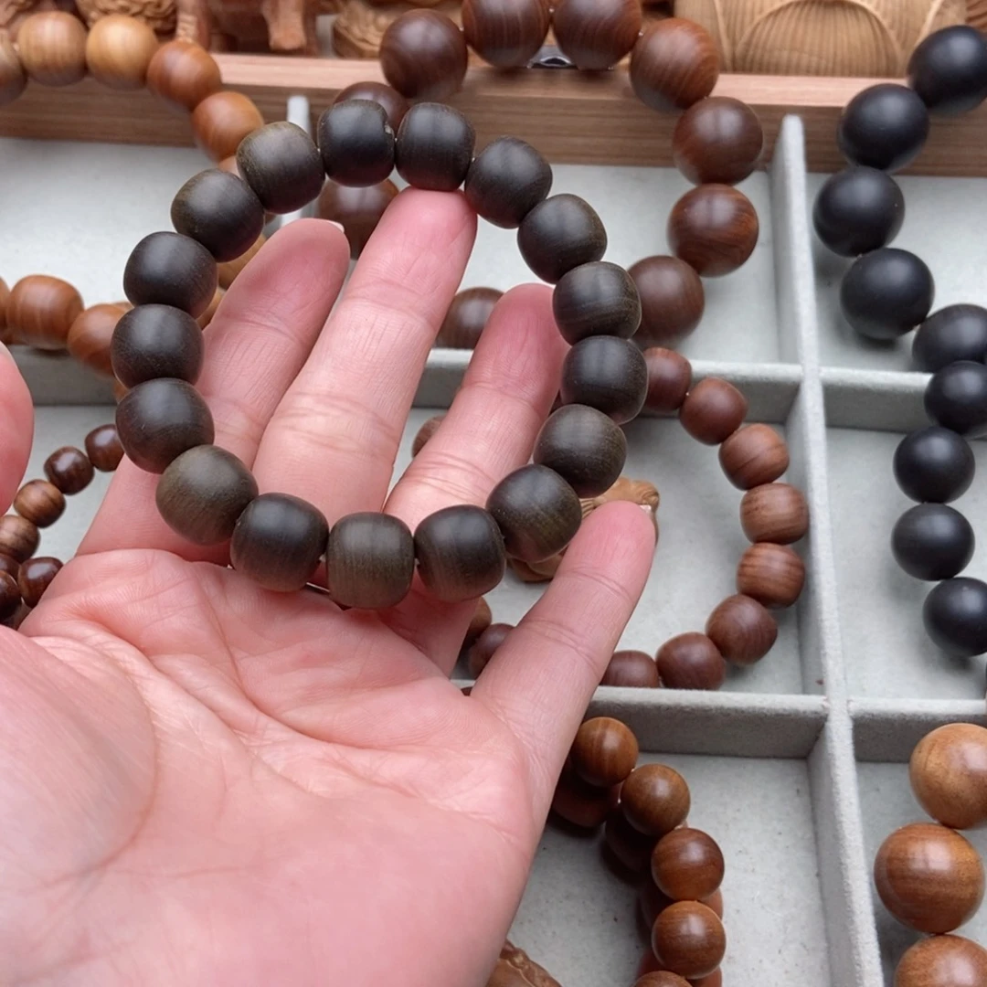 檀香木手串/手链W***H12.13阴沉焦糖手串
