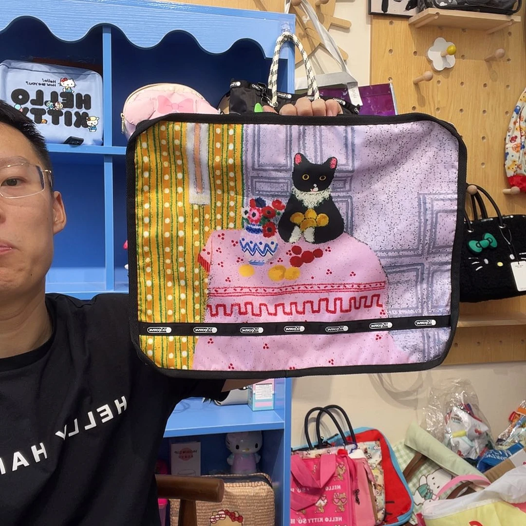 PU化妆包等产品和产品