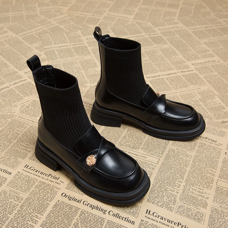 圆头中跟瘦瘦靴女靴短筒靴金属扣袜子靴粗跟马丁靴配短裙子松Z188