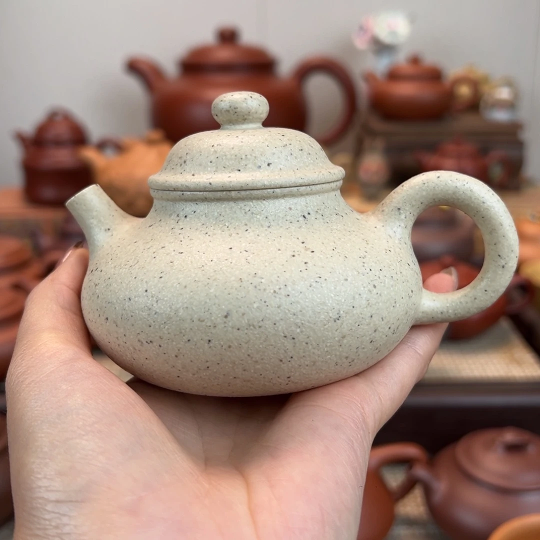 茶壶紫砂笔**情新号开播，攒人气