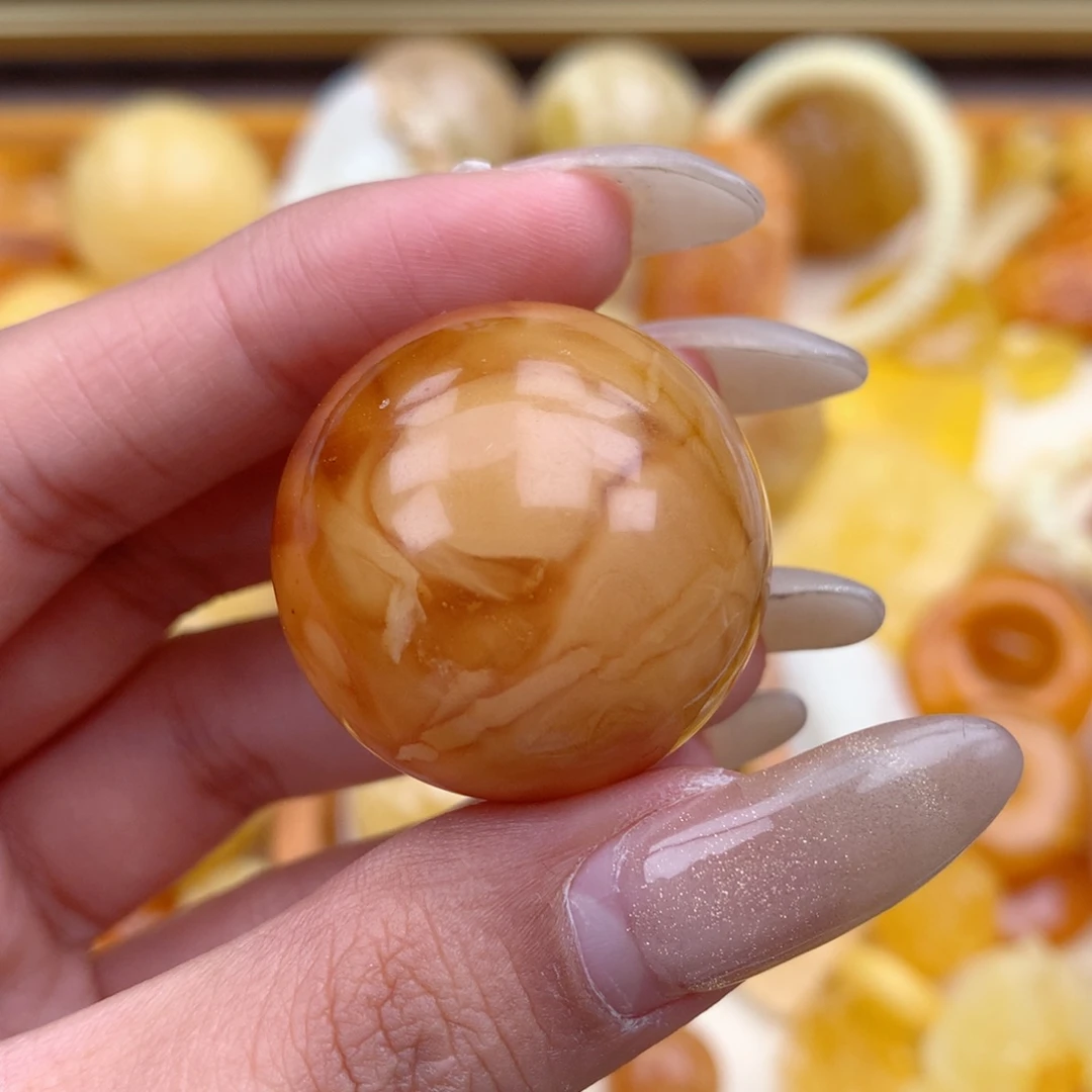 琥珀未镶嵌珠宝奇石