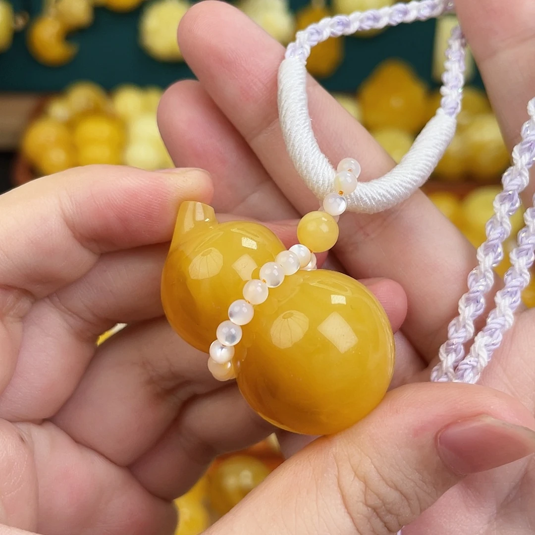 蜜蜡毛衣链未镶嵌蜜蜡