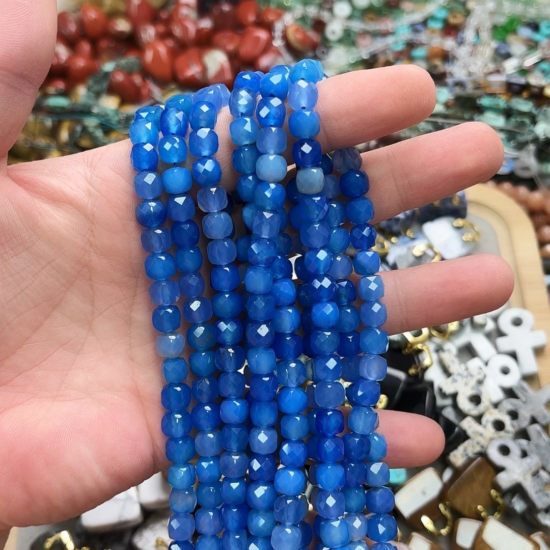 未镶嵌玛瑙/玉髓珠宝半成品7×7蓝玛方切一条