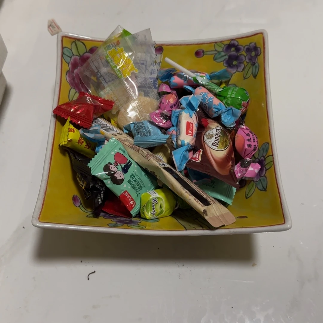 好***年翻盖款手绘粉彩，果斗