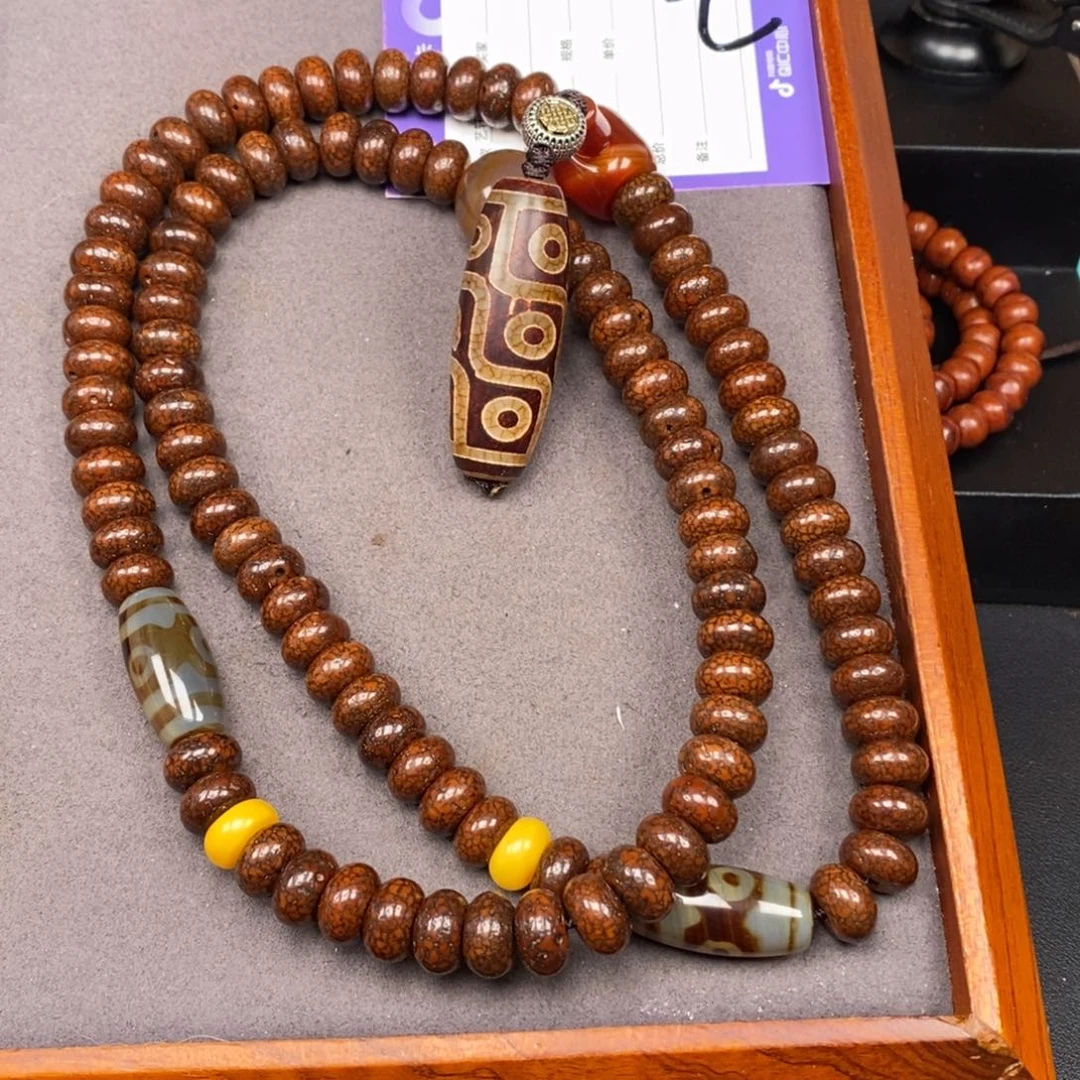 星月菩提吊坠M****严星月