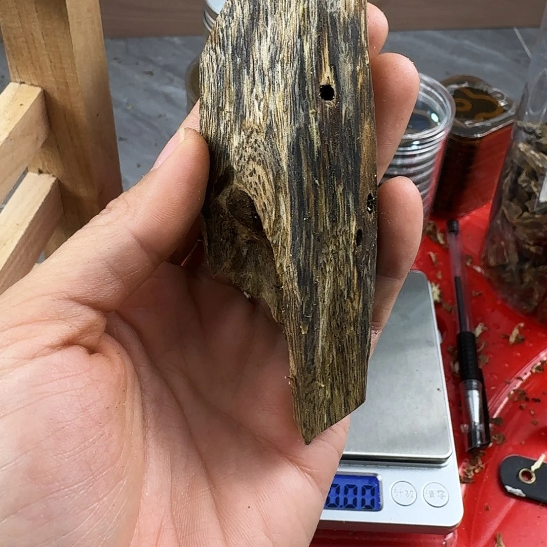 香料绿奇楠虫漏白棋28克