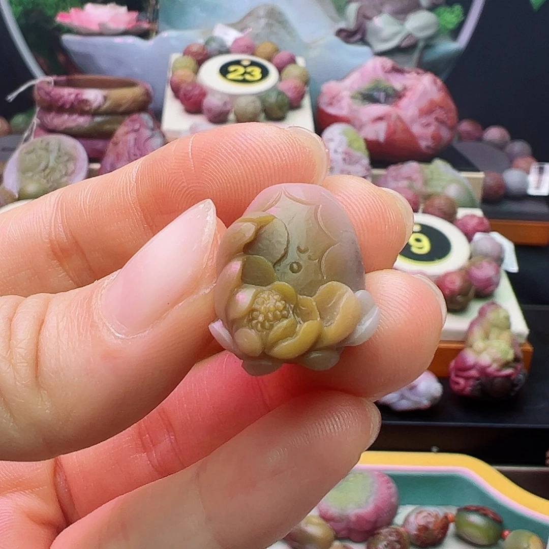 定制石英质玉盐源未镶嵌