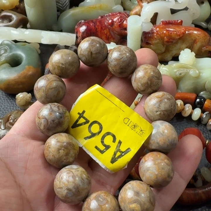 玛瑙/玉髓颈饰合金