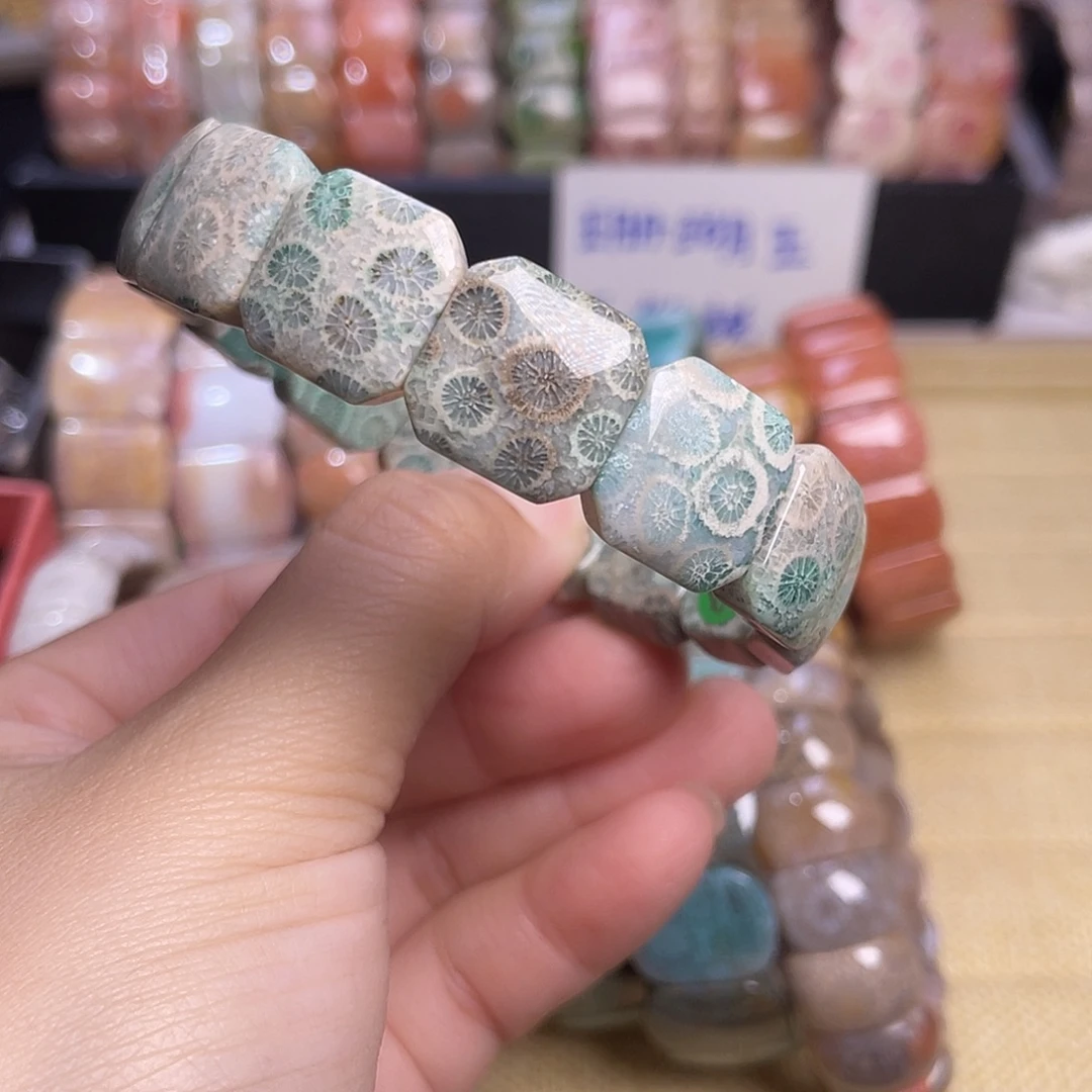 硅化玉未镶嵌50-65圈