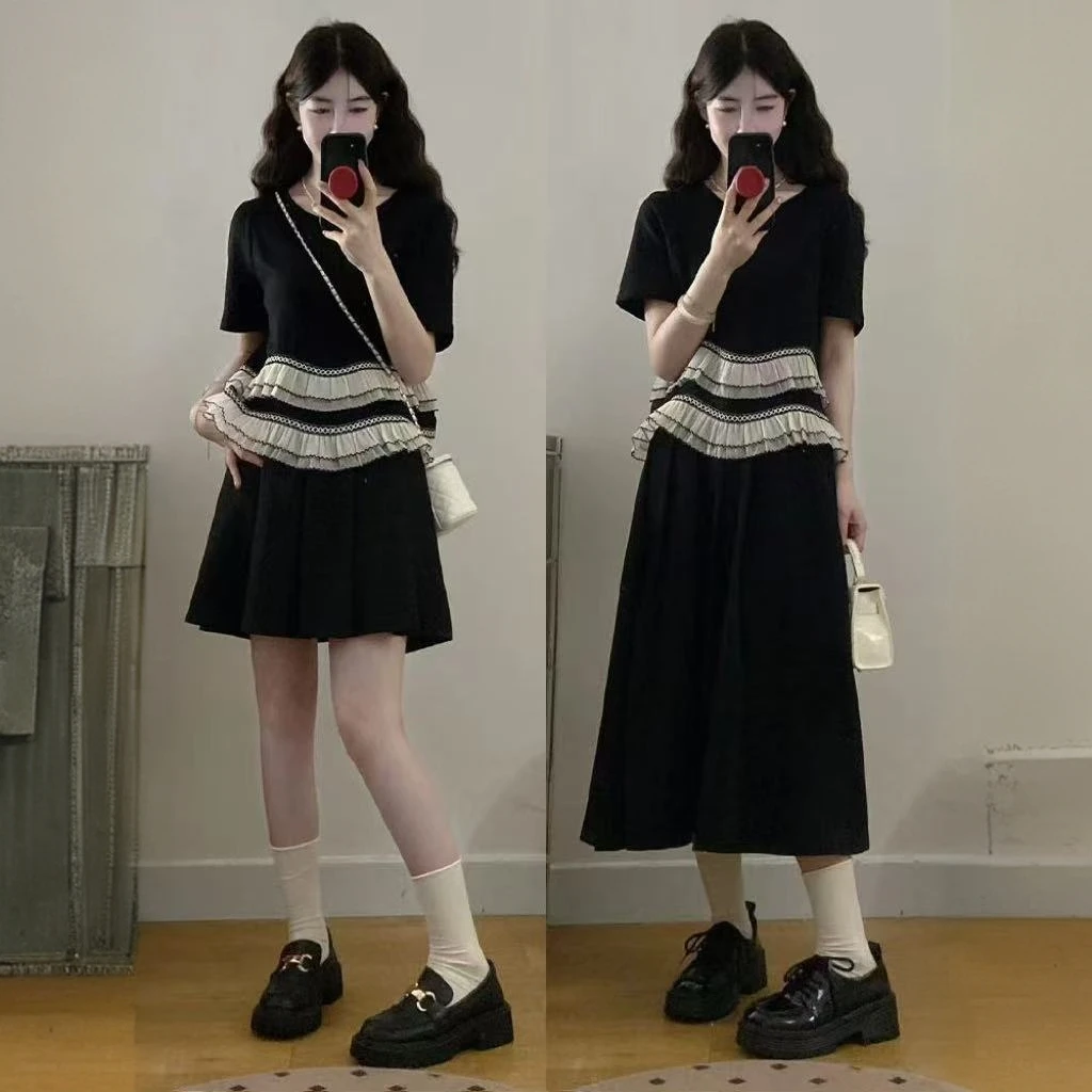 大码女装胖MM新款黑色百搭拼接荷叶边+百褶半身裙两件套大码套装