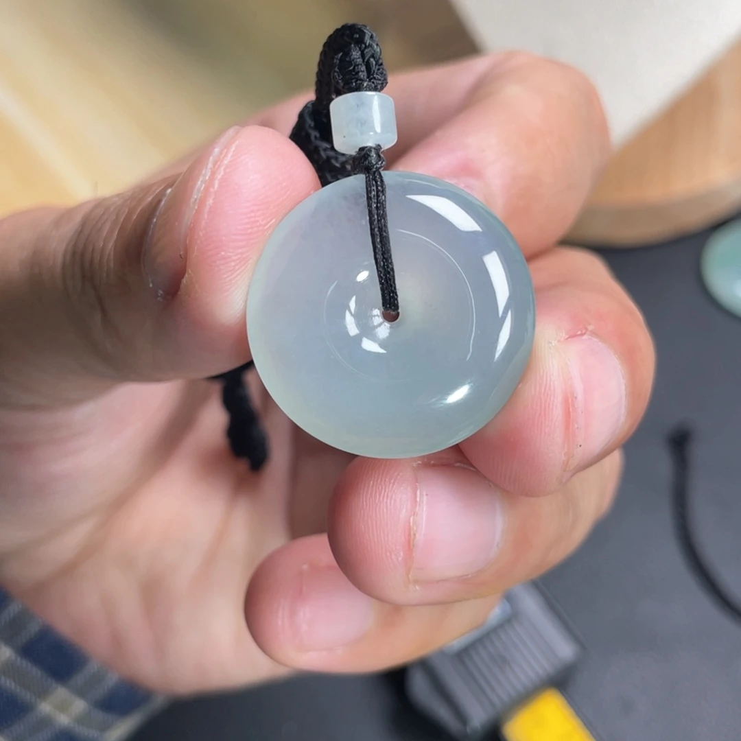 翡翠未镶嵌颈饰25.6+5.9