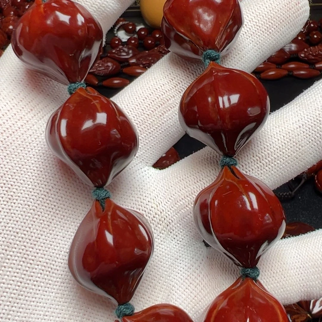 青***哥橄榄核吊坠橄榄核？橄榄