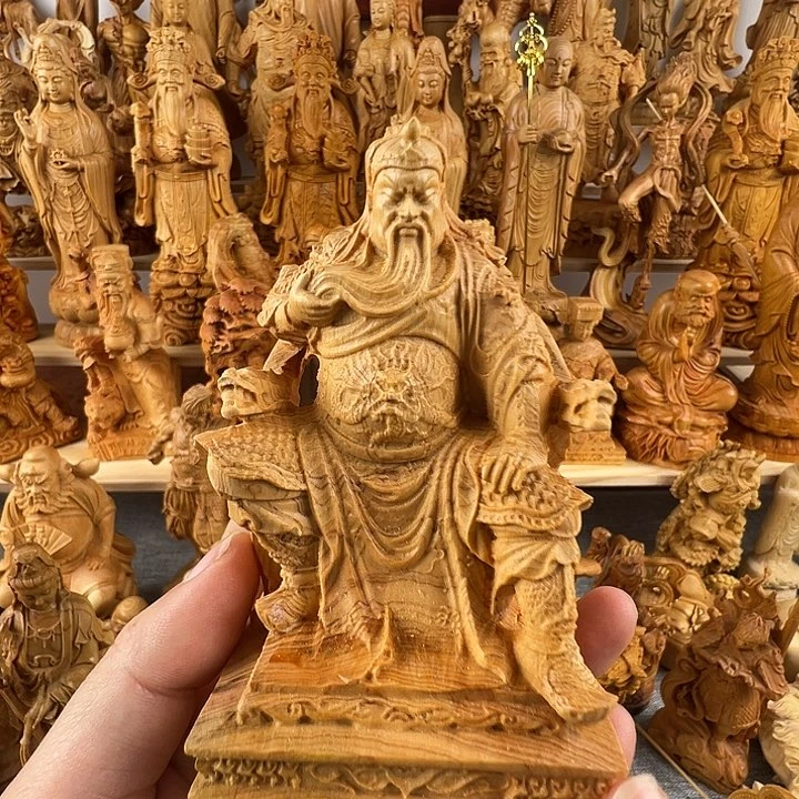 柏木（崖柏）自*人关公微瑕