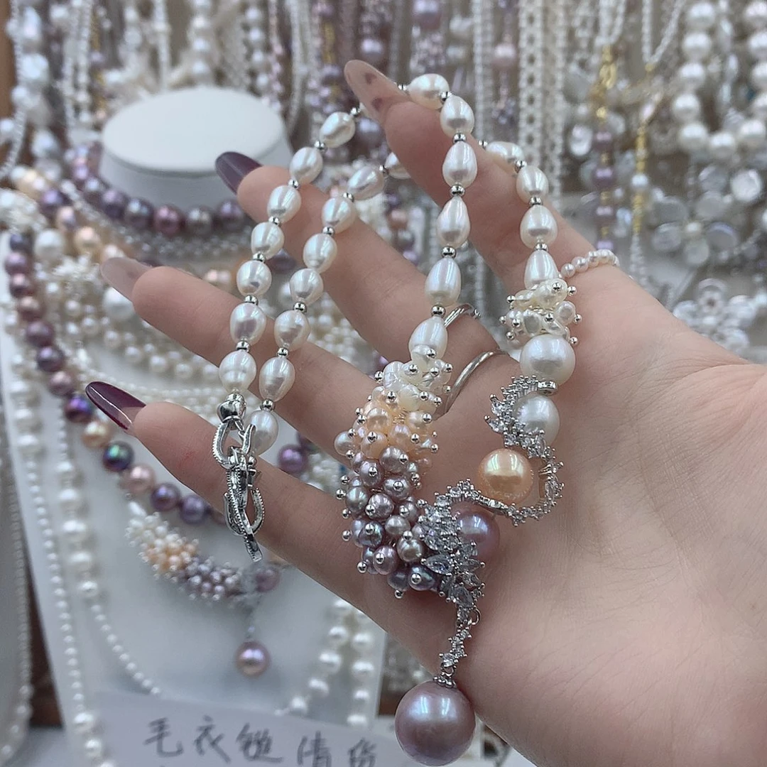 绵***点耳饰银S925镶嵌淡水珍珠