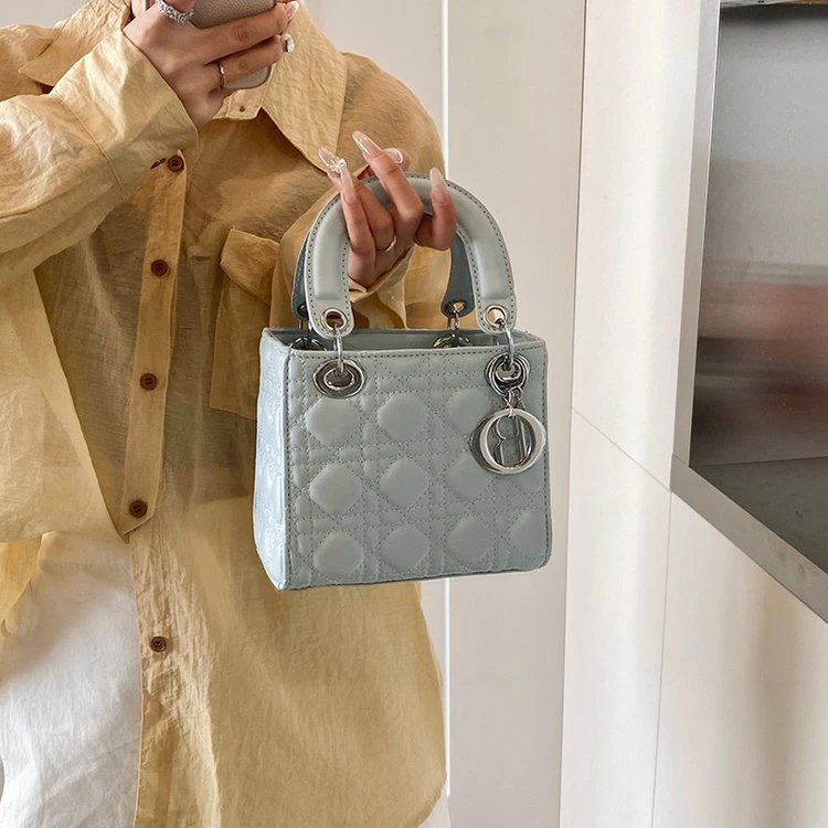 戴妃包小包2025新款高级感菱格包包女哑光菱格手提包单肩斜挎包潮