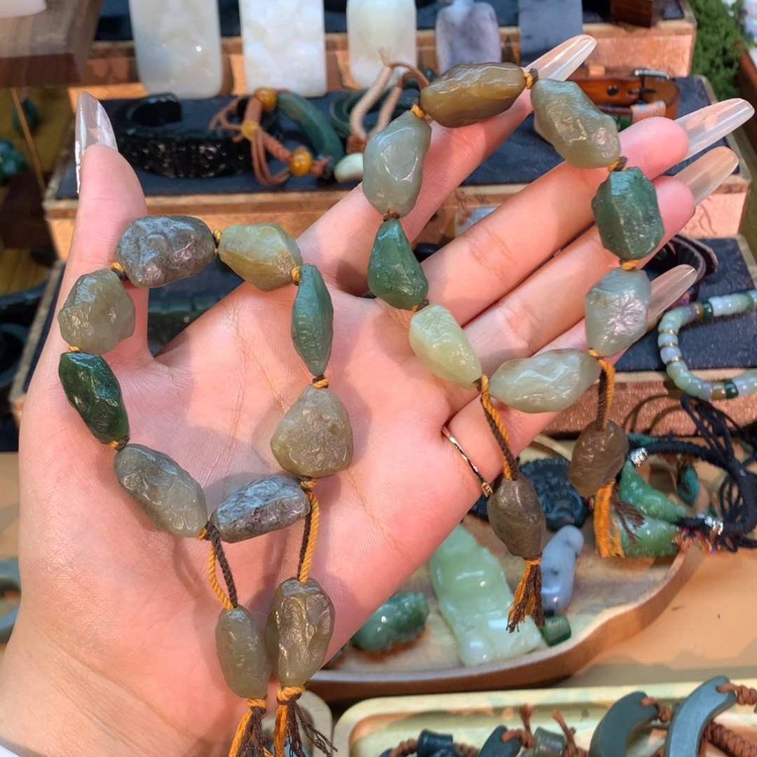 和田玉（糖玉）未镶嵌挂件