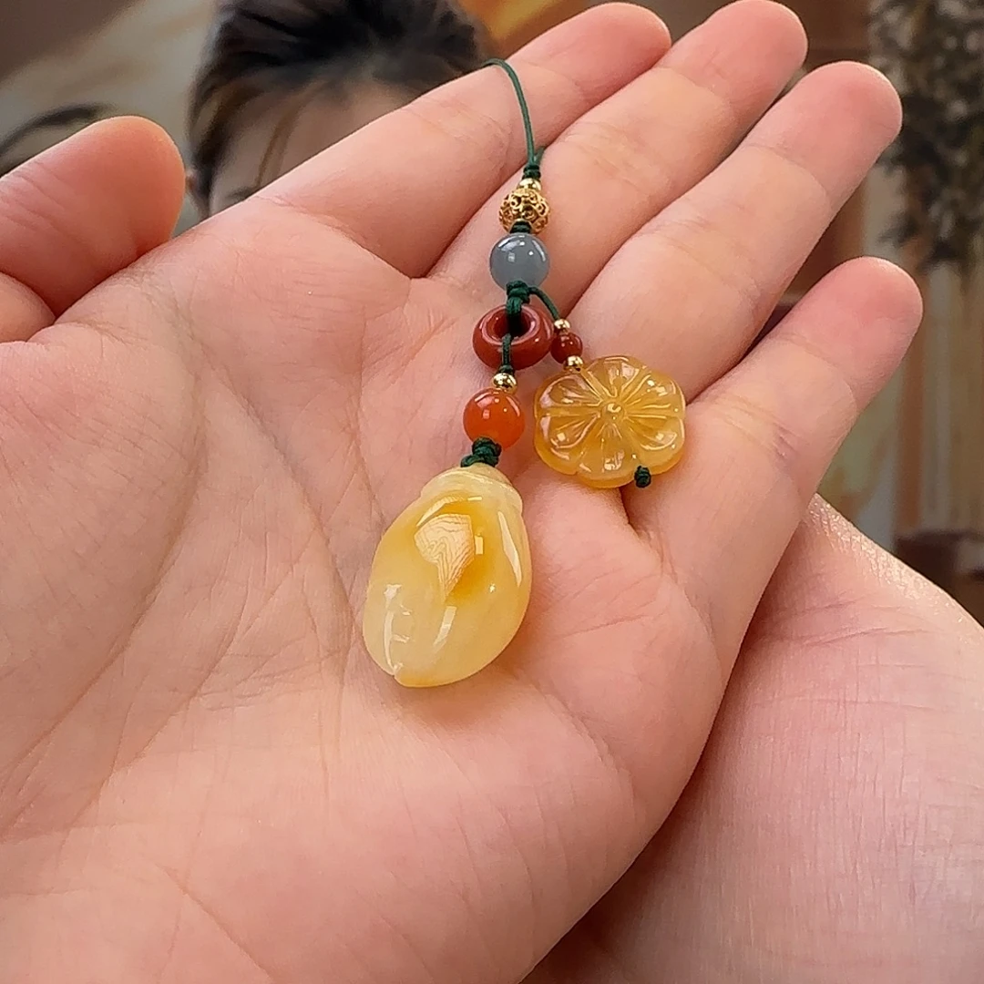 蜜蜡未镶嵌吊坠(赠链)