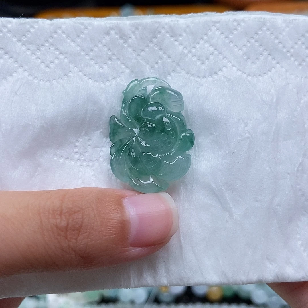 未镶嵌挂件翡翠闪
