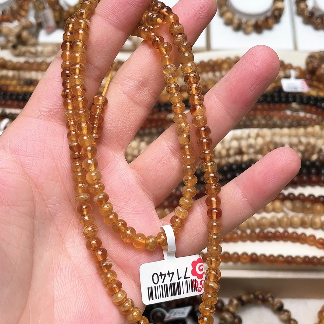 未镶嵌琥珀裸石五71440