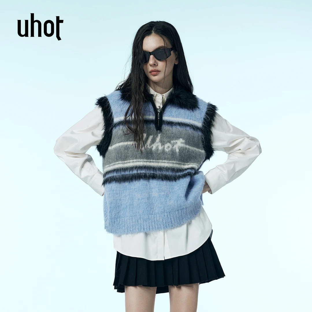 UHOT/诱货灰蓝色慵懒风针织背心马甲长绒毛翻领简约百搭UWWW1Z109