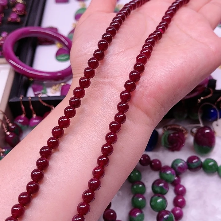 红宝石项链未镶嵌