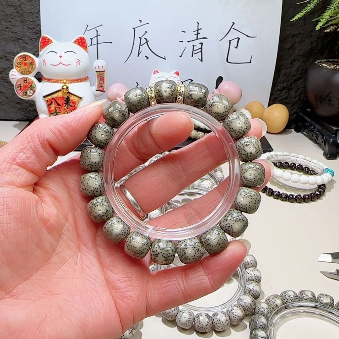 孤***裳海南荷塘星月菩提A12