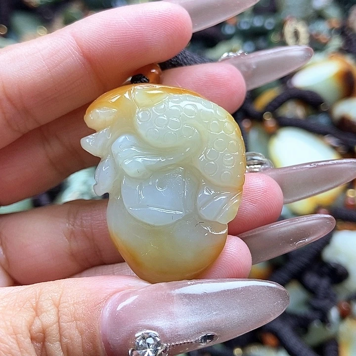 和田玉颈饰未镶嵌