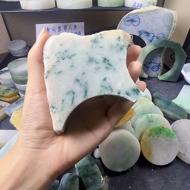 翡翠裸石缅甸翡翠