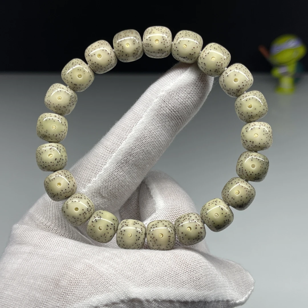 星月菩提手串 11X10 正月留白 老型桶 稀散细星 同枝石玉润料单圈