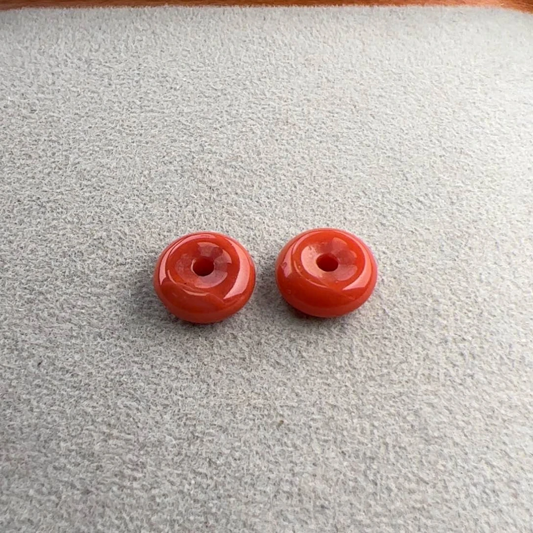 南红玛瑙（面包扣一对）未镶嵌