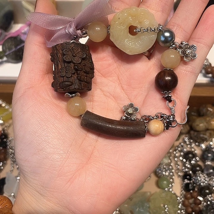 蛇纹石玉合金颈饰