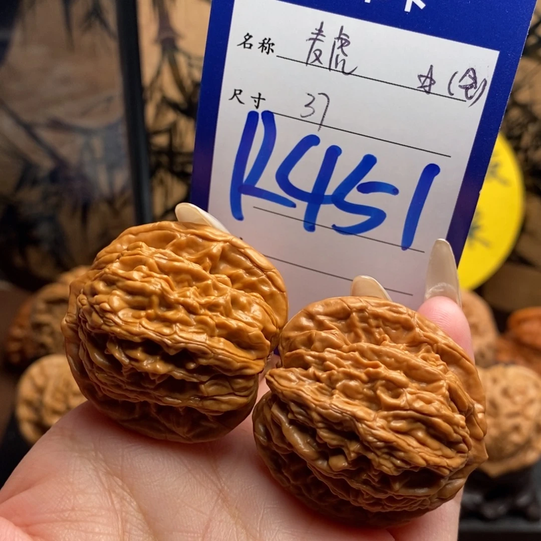 文玩核桃把件麦虎37