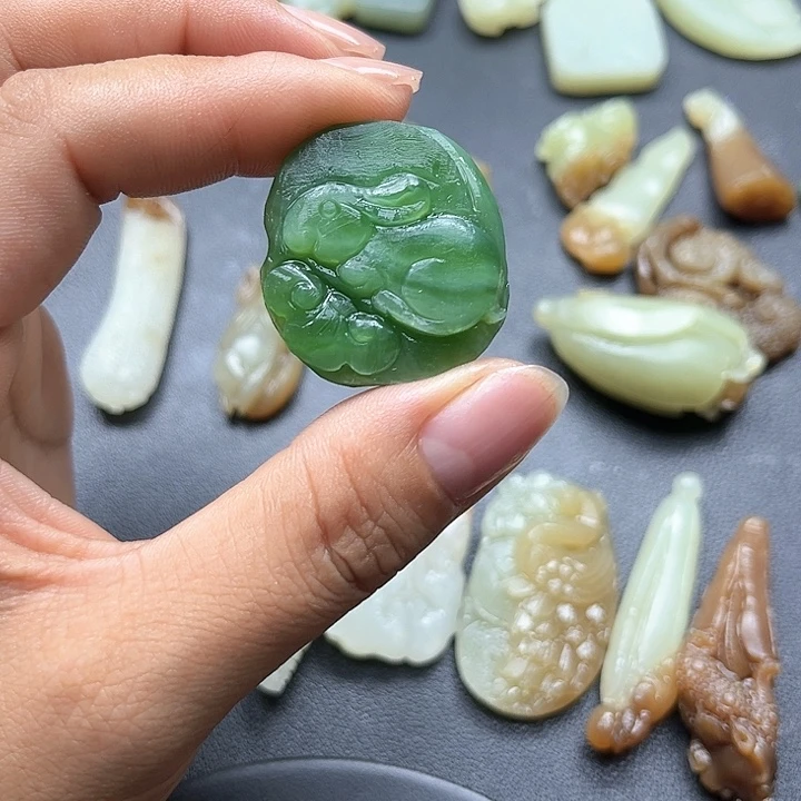 【闪购商品】颈饰未镶嵌和田玉木***丽