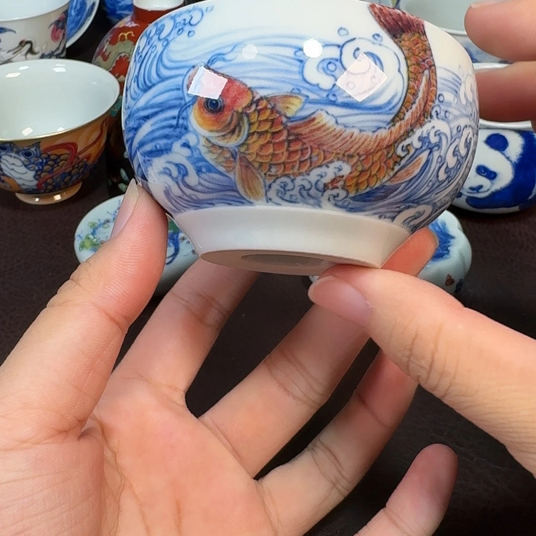 现代景德镇陶瓷杯