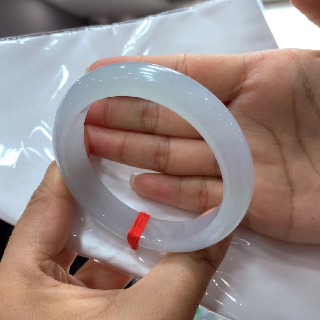 翡翠手镯未镶嵌买断