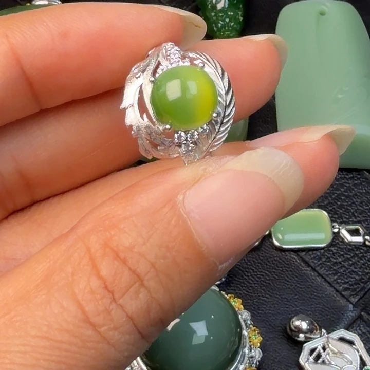 和田玉（碧玉）未镶嵌戒指