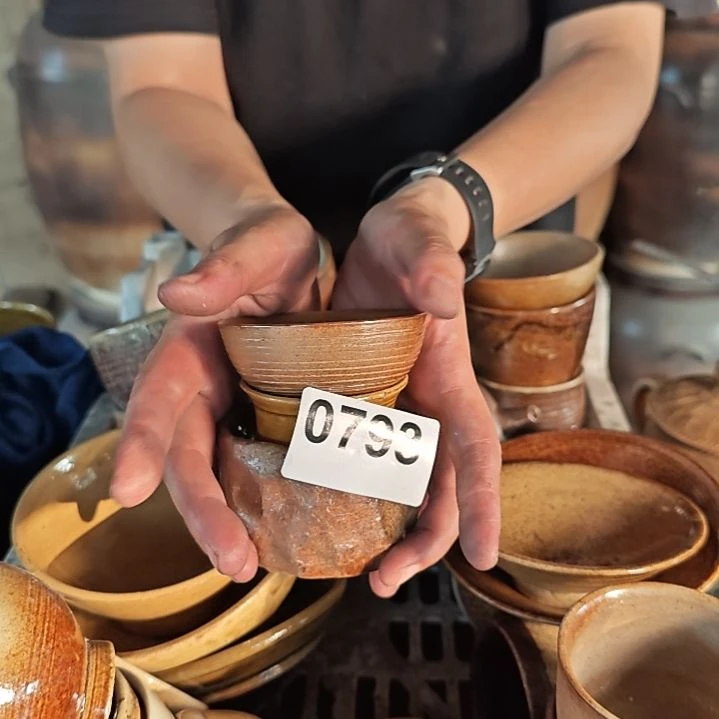 谷***雨瓷片0793，手工拉皮柴火