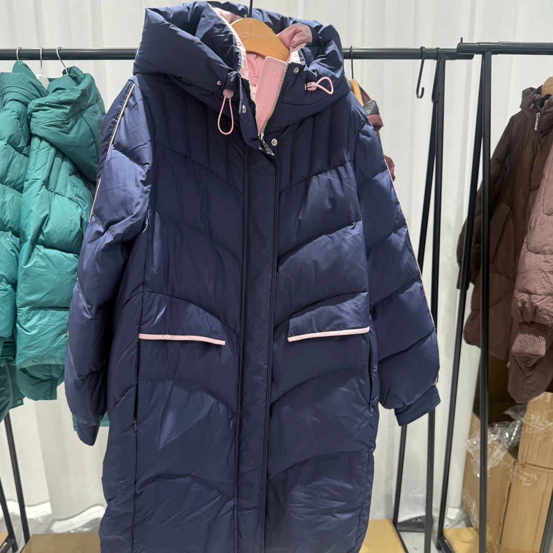 新款长款羽绒服时尚