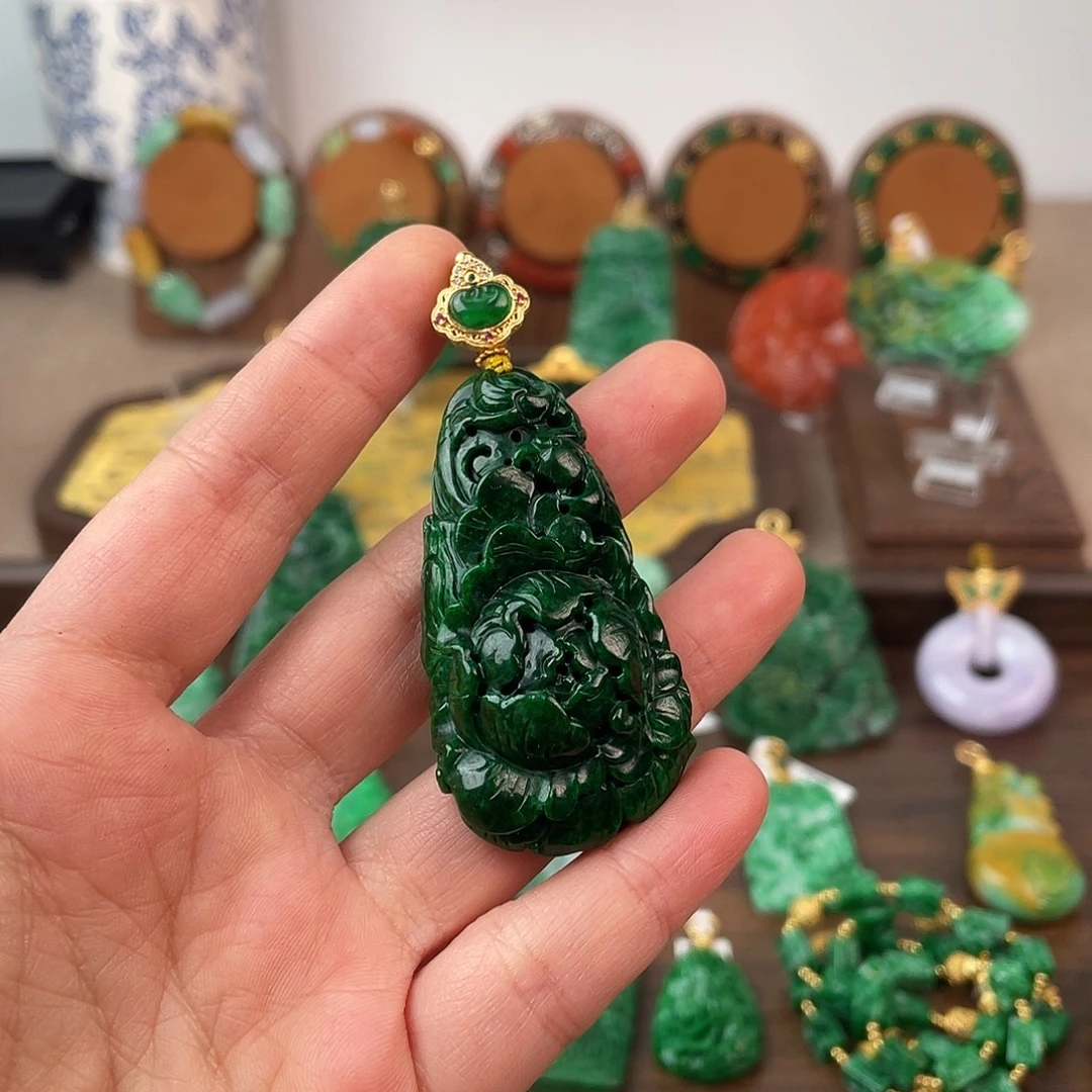 翡翠未镶嵌吊坠(不含链)