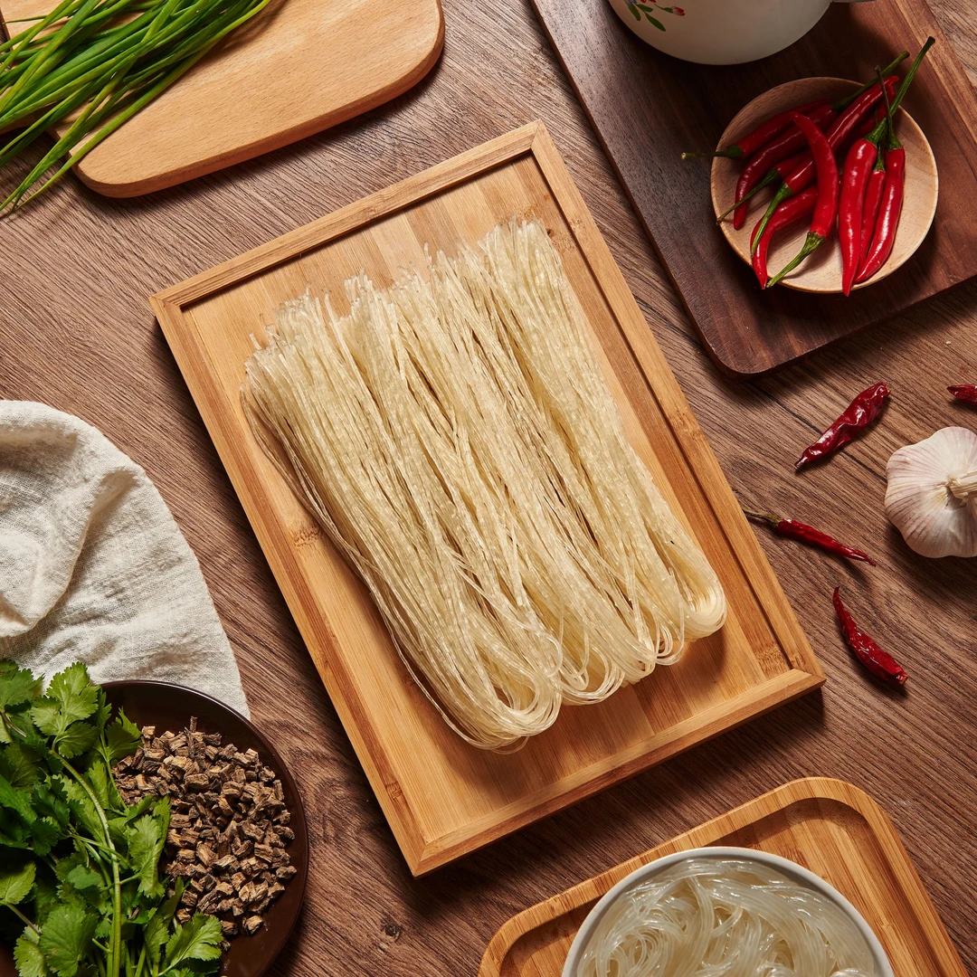 湖北特产葛根粉条劲道耐煮营养丰富