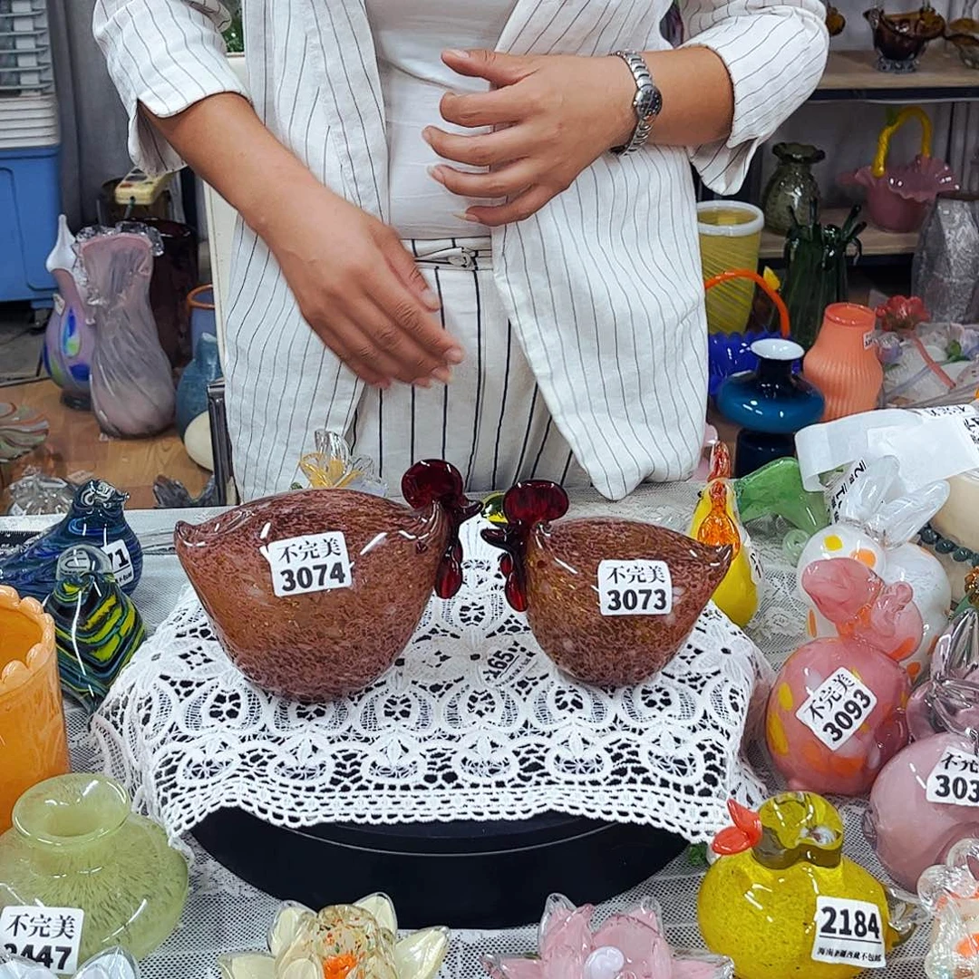 2个胖花鸡 家悦琉璃工艺品不完美