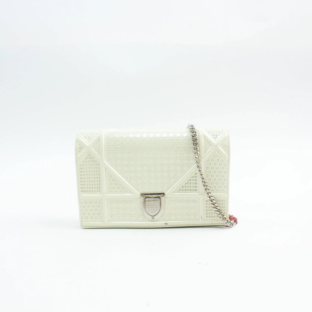 95新 DIOR/迪奥 78484B 白色漆皮盾牌Diorama woc单肩斜挎包