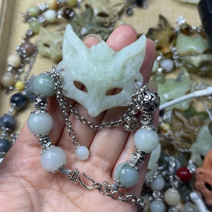 蛇纹石玉合金颈饰